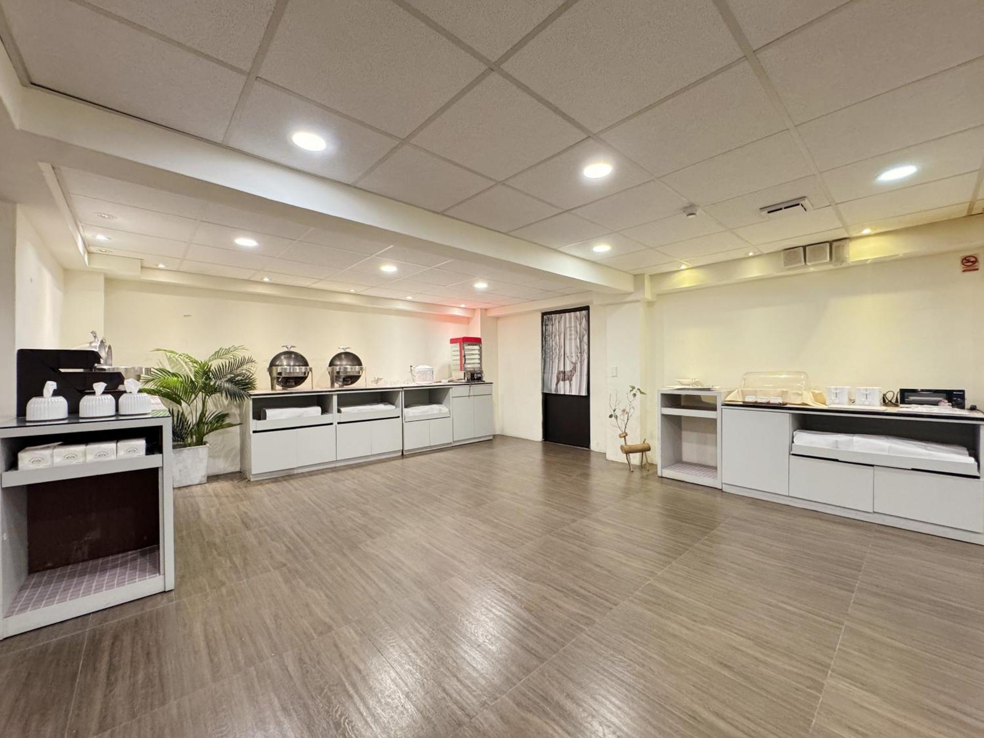 Finders Hotel Hualien Wen Hua Buitenkant foto